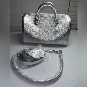 Silver Embossed Shoulder Bag. No Brand.
